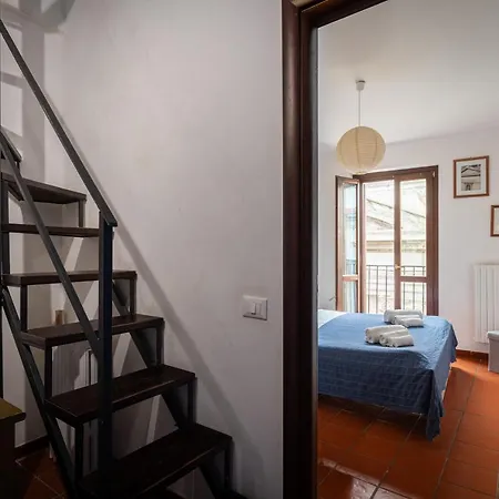 Attico Sesto Canto Apartment *